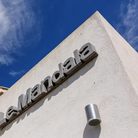 Le Mandala Hotel Saint-Tropez