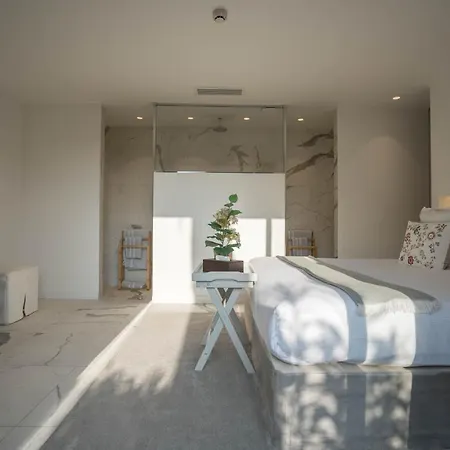 Hotel Le Mandala 4*